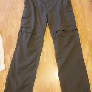 Columbia convertible pants / shorts